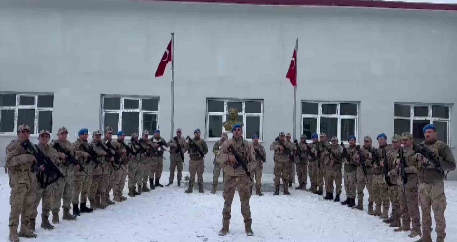 Hakkari’deki komandolar öğrencilerin mektubuna duyarsız kalmadı