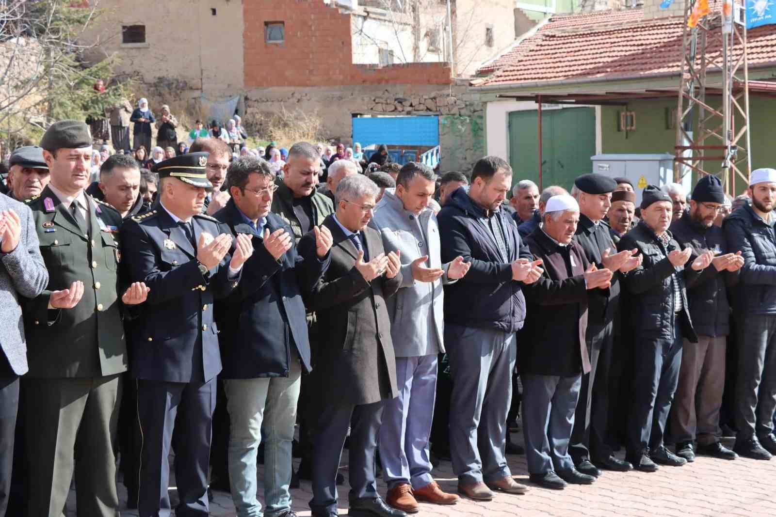 Niğdeli Gazi son yolculuğuna uğurlandı