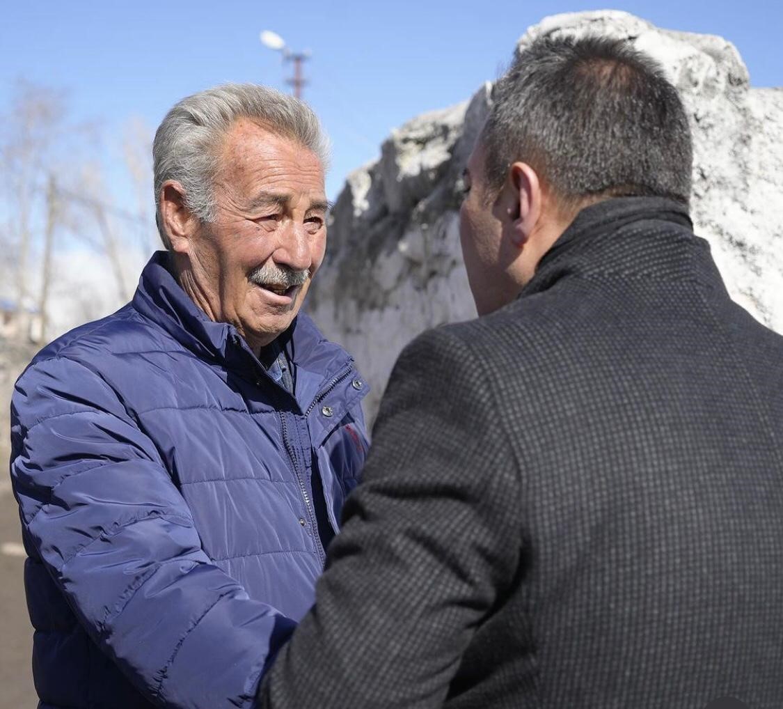 Karslılar Senger&rsquo;i bağrına bastı
