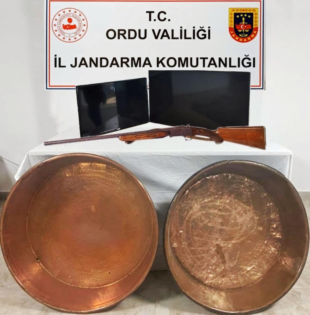 Ordu&rsquo;da evden hırsızlık yapan şahıs tutuklandı
