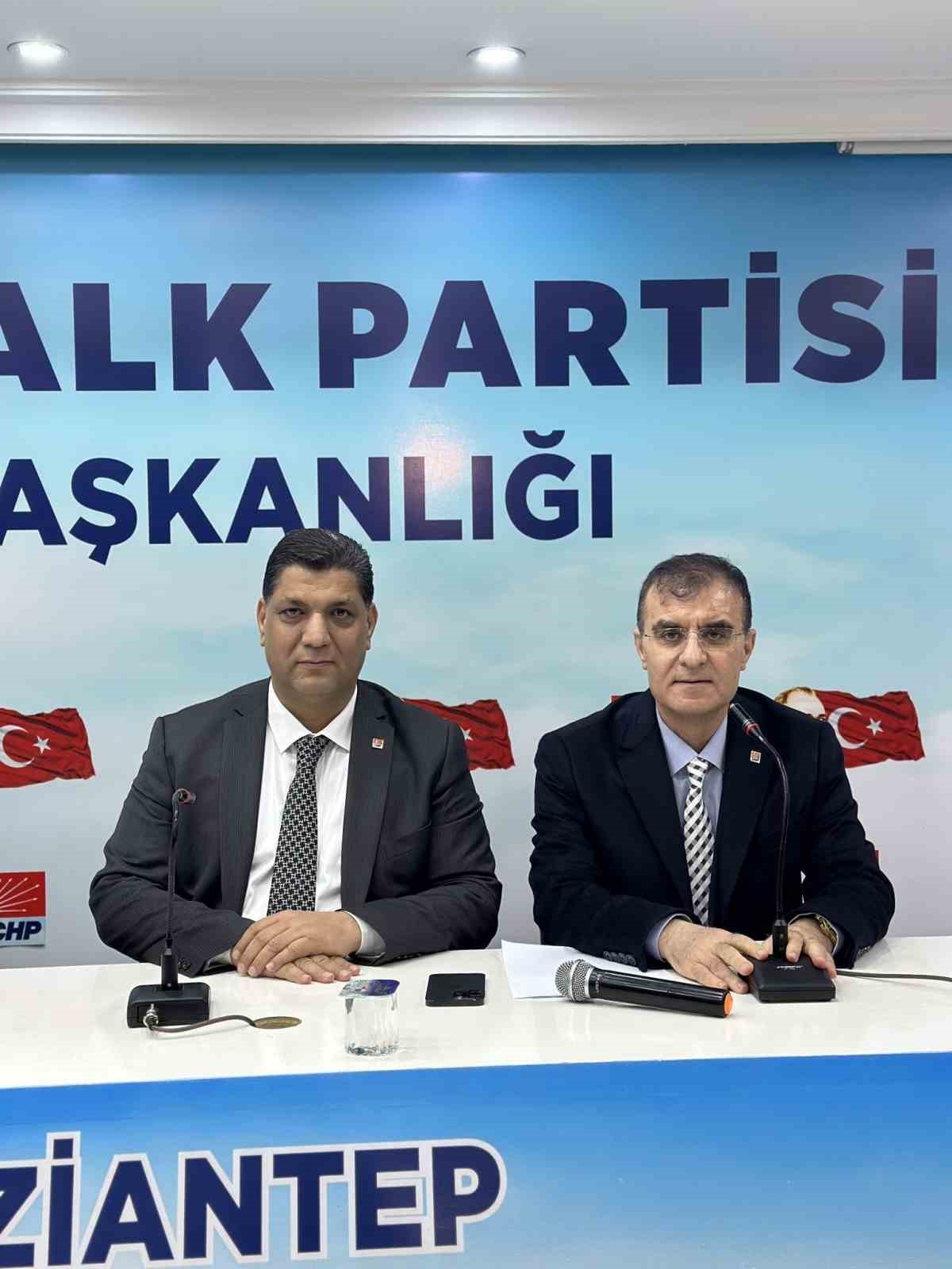 CHP Gaziantep&rsquo;te istifa şoku
