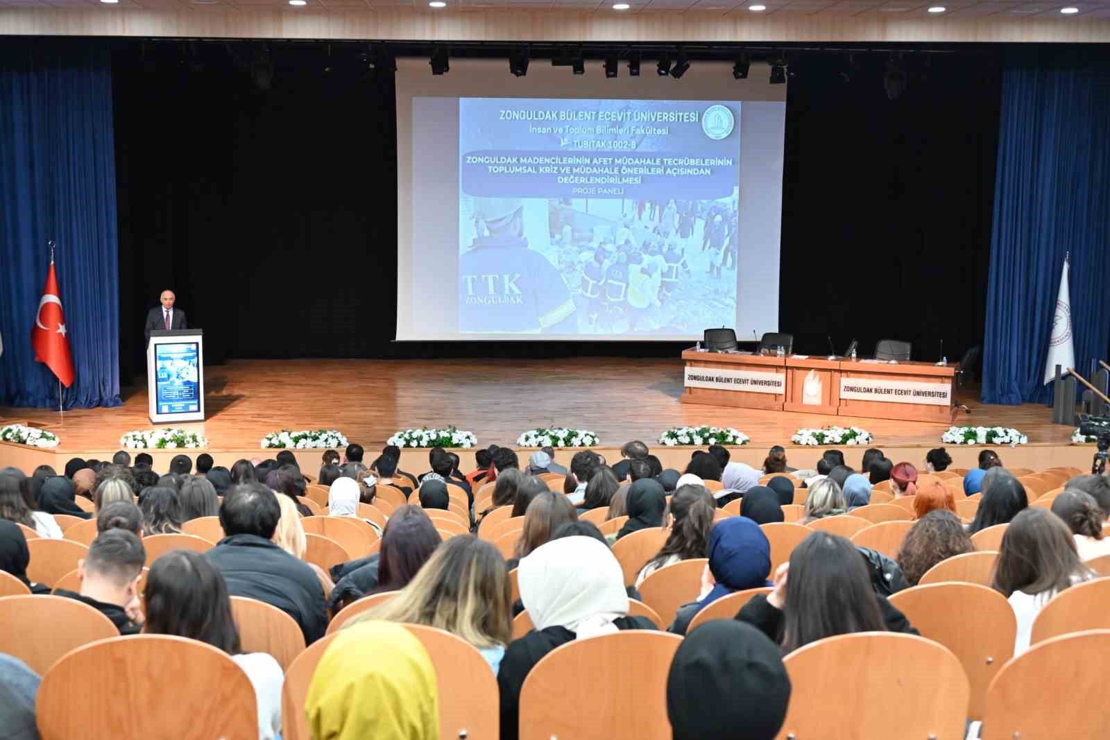 Madencilerin afet m&uuml;dahale tecr&uuml;beleri değerlendirildi
