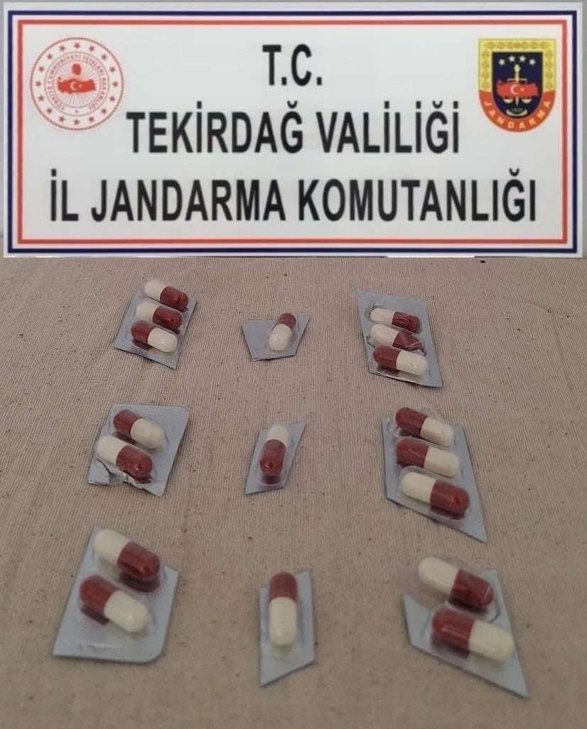 Tekirdağ&rsquo;da ka&ccedil;ak i&ccedil;ki ve uyuşturucu operasyonu
