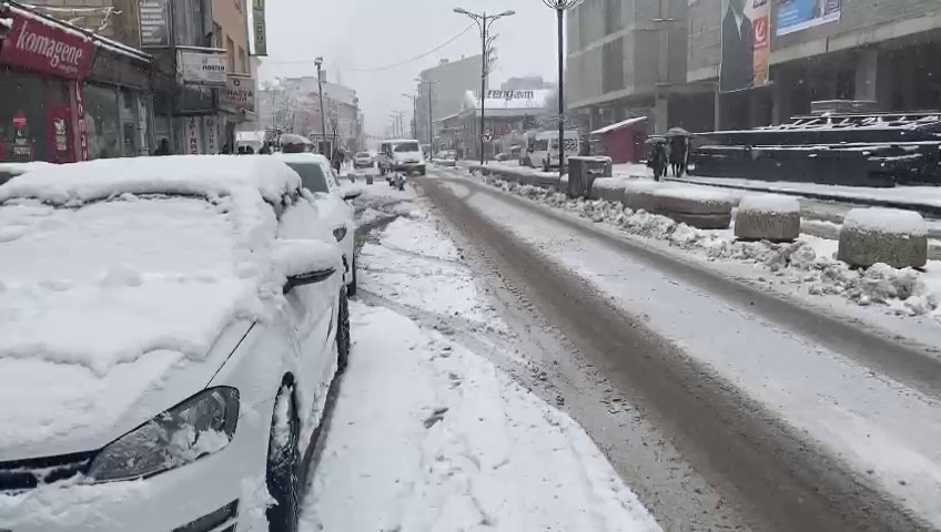 Patnos&rsquo;ta kar tatili
