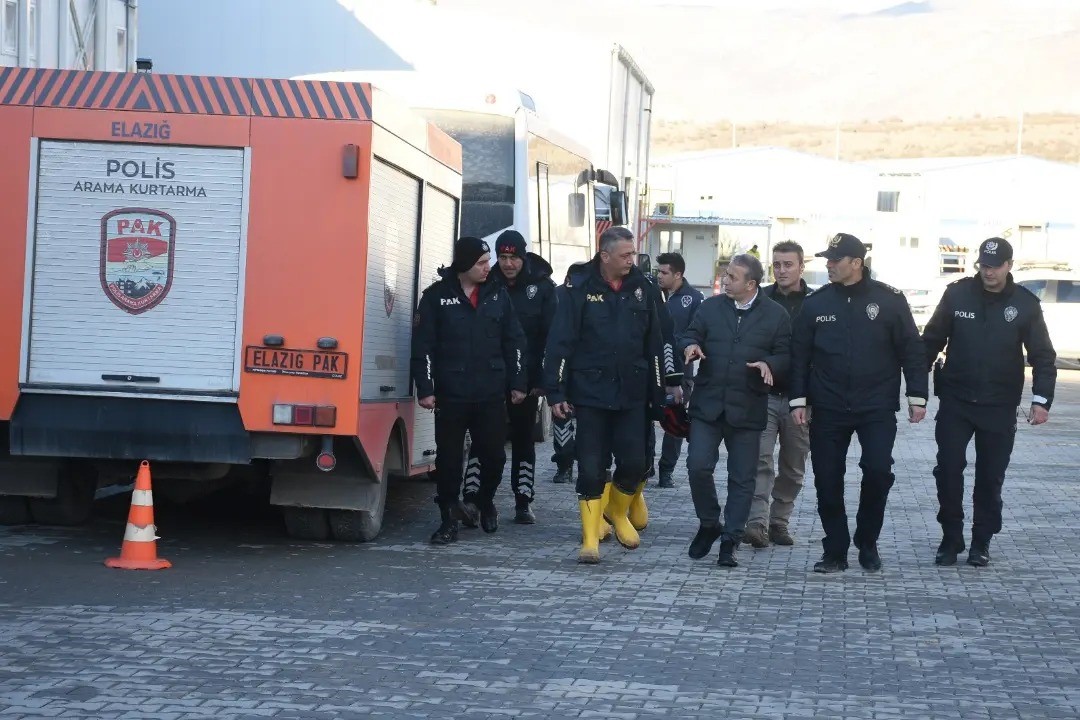 Emniyet Müdürü Kurt, İliç’te polis ekiplerince alınan tedbirleri denetledi