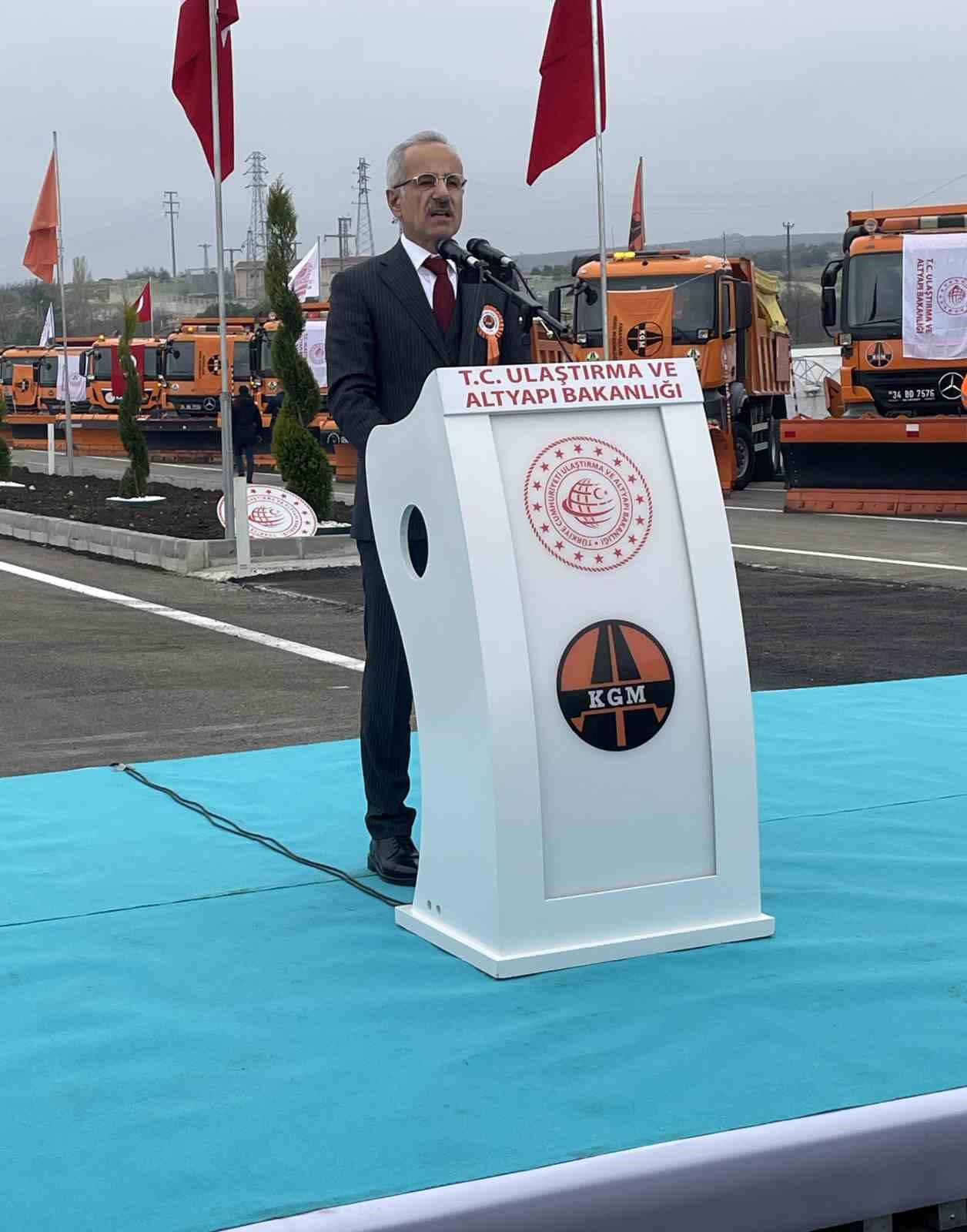 Ulaştırma ve Altyapı Bakanı Uraloğlu Kırklareli&rsquo;nde
