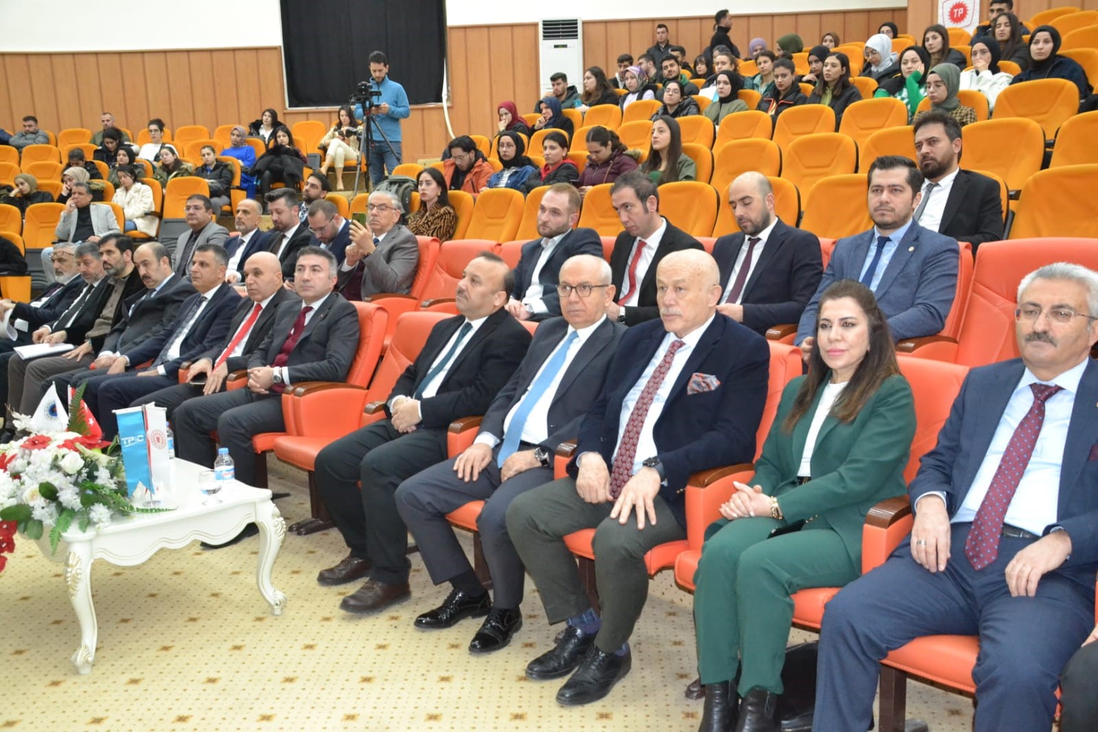 Batman Üniversitesi’nde enerji çalıştayı start aldı