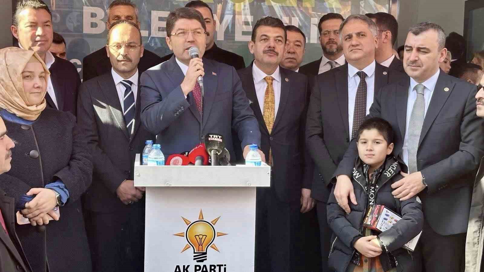 Bakan Tunç, “Ülkemiz o şer odaklarından temizlene temizlene bu günlere geldi”
