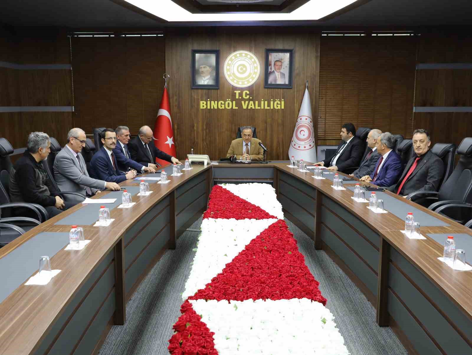 Bingöl’de ’Fotoğrafçılar Maratonu’nda 58 eser ödüllendirildi