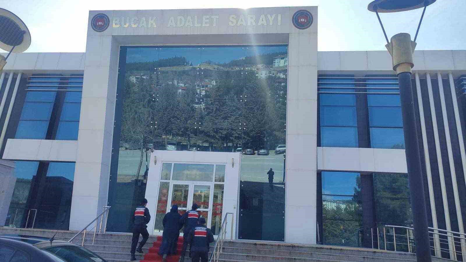 Burdur’da kesinleşmiş hapis cezası bulunan 5 firari yakalandı