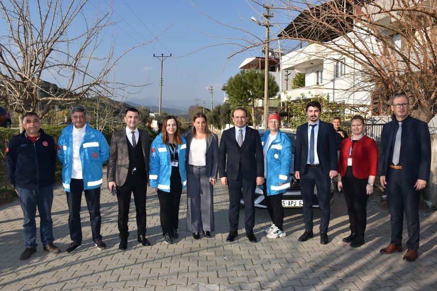 Aydın’da evde sağlık hizmeti alan vatandaşlar yalnız bırakılmıyor
