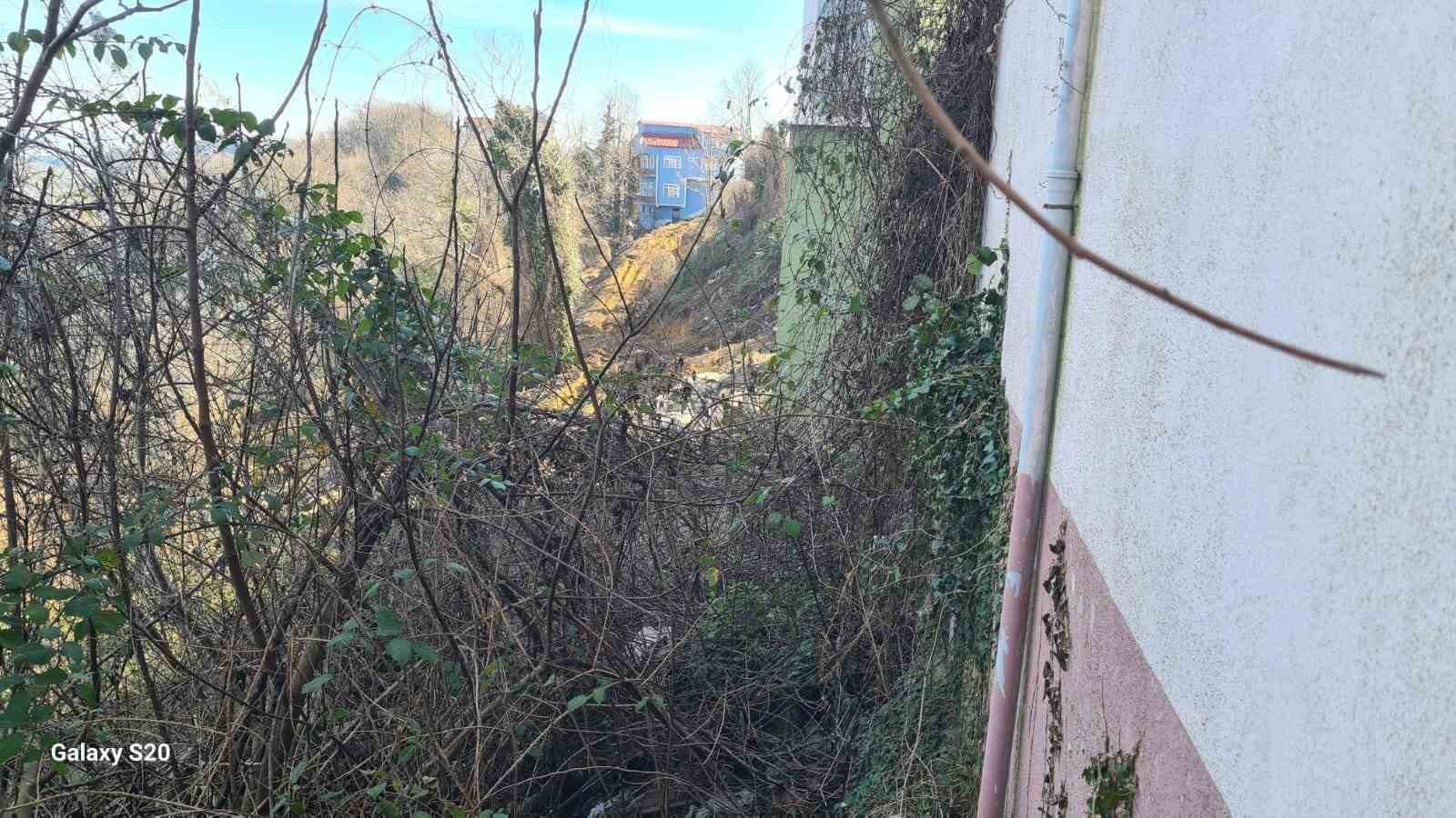 Heyelan korkusu mahalle sakinlerini tedirgin ediyor
