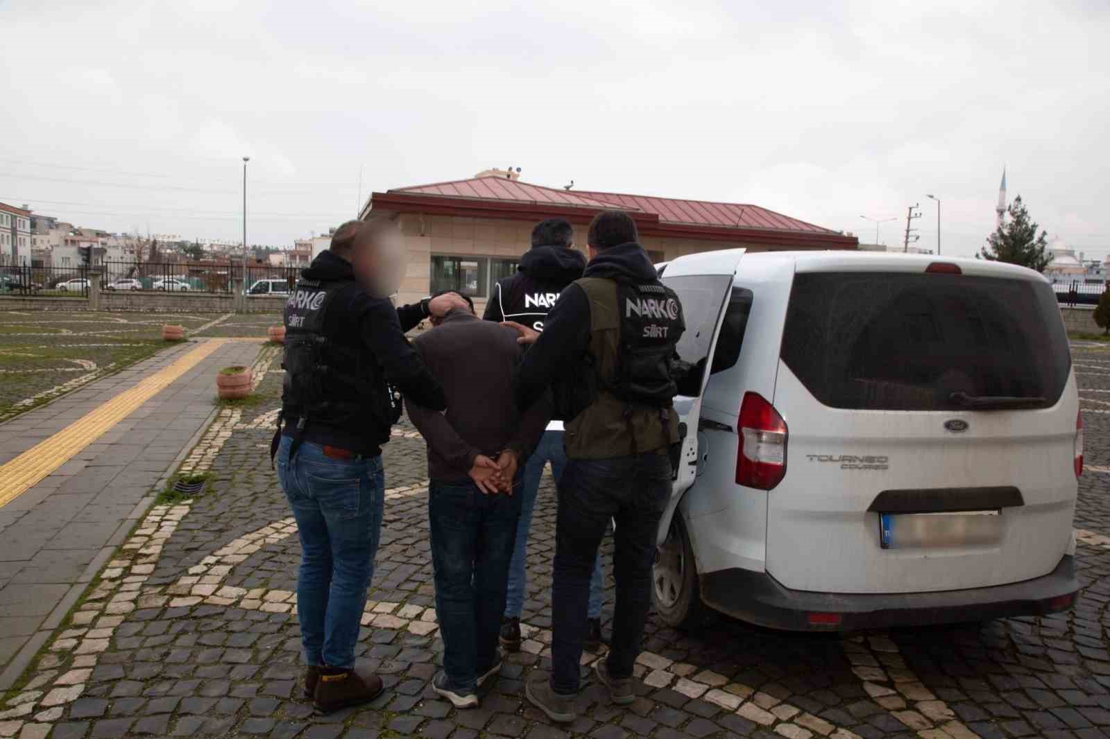 Siirt’te 10 yıl hapis cezası bulunan zanlı yakalandı