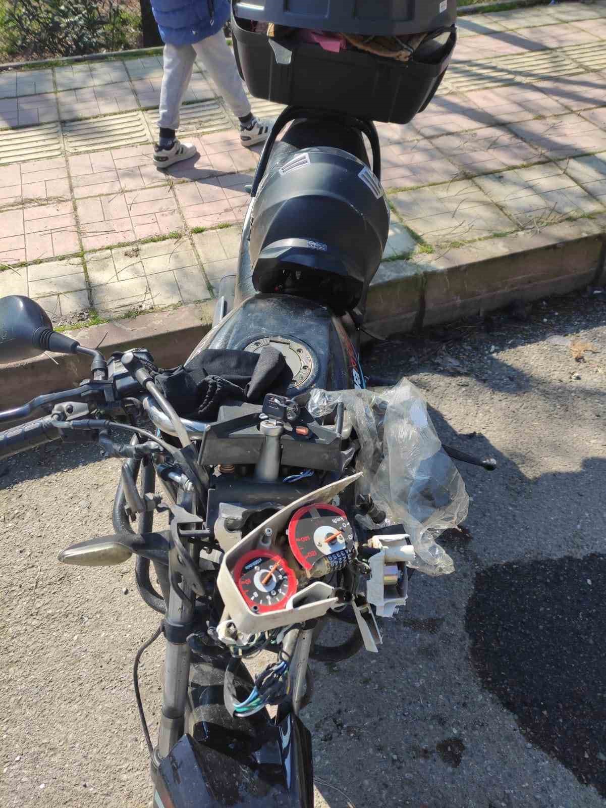 Siirt’te iki motosiklet çarpıştı:1 yaralı
