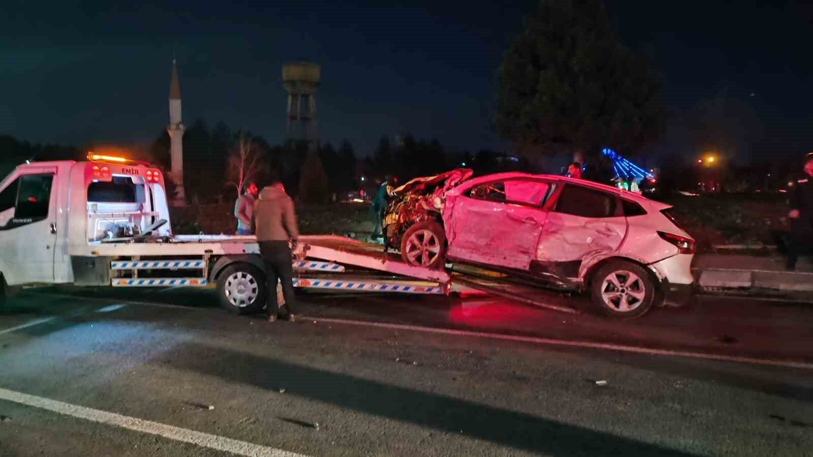 Bingöl’de zincirleme trafik kazası: 5 yaralı