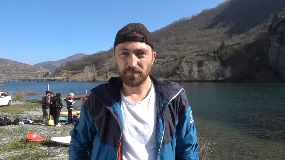 K&uuml;resel ısınmaya karşı k&uuml;rek &ccedil;ektiler
