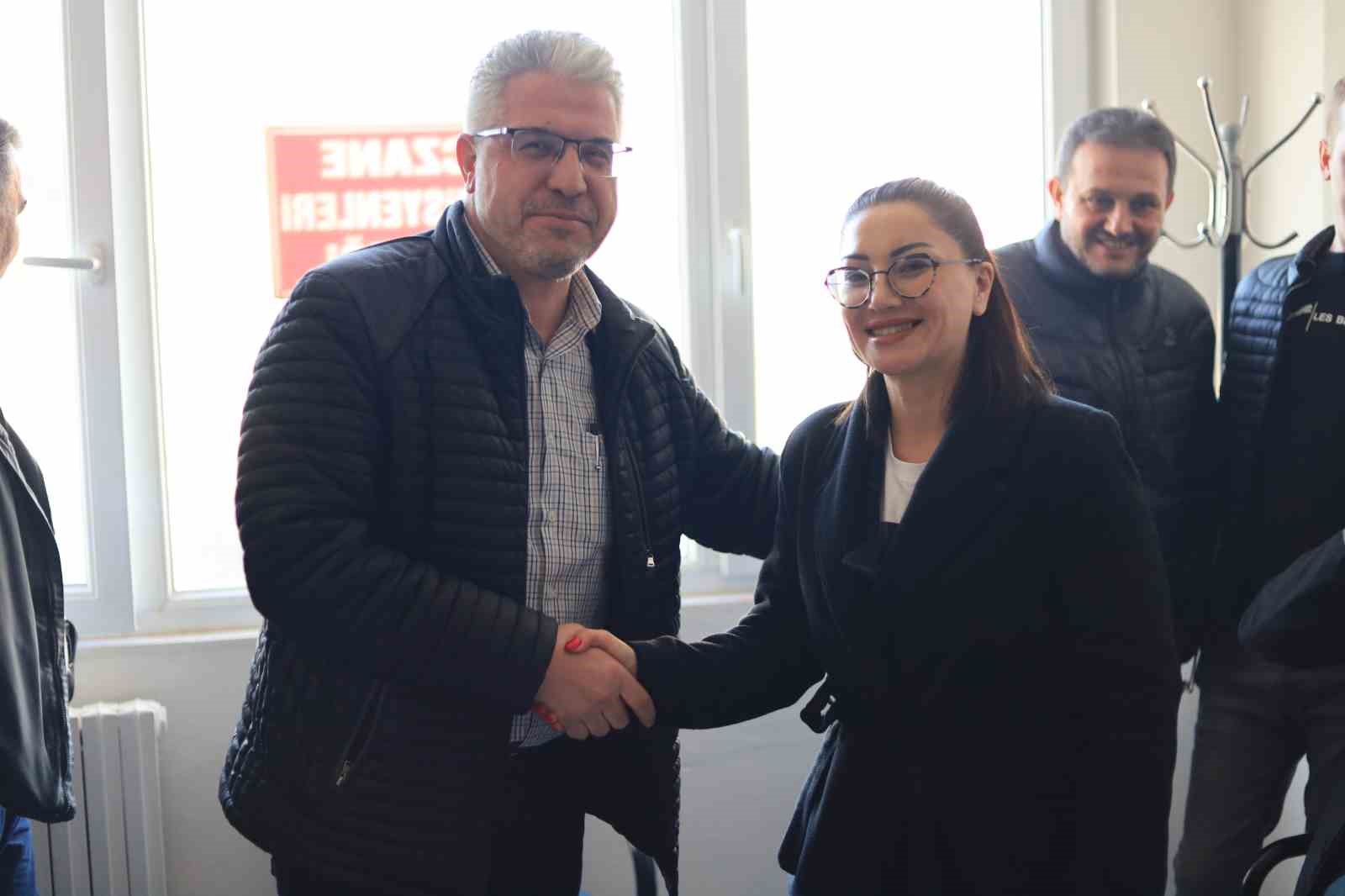 Eczane Teknisyenleri Derneğine ilk kez kadın başkan se&ccedil;ildi
