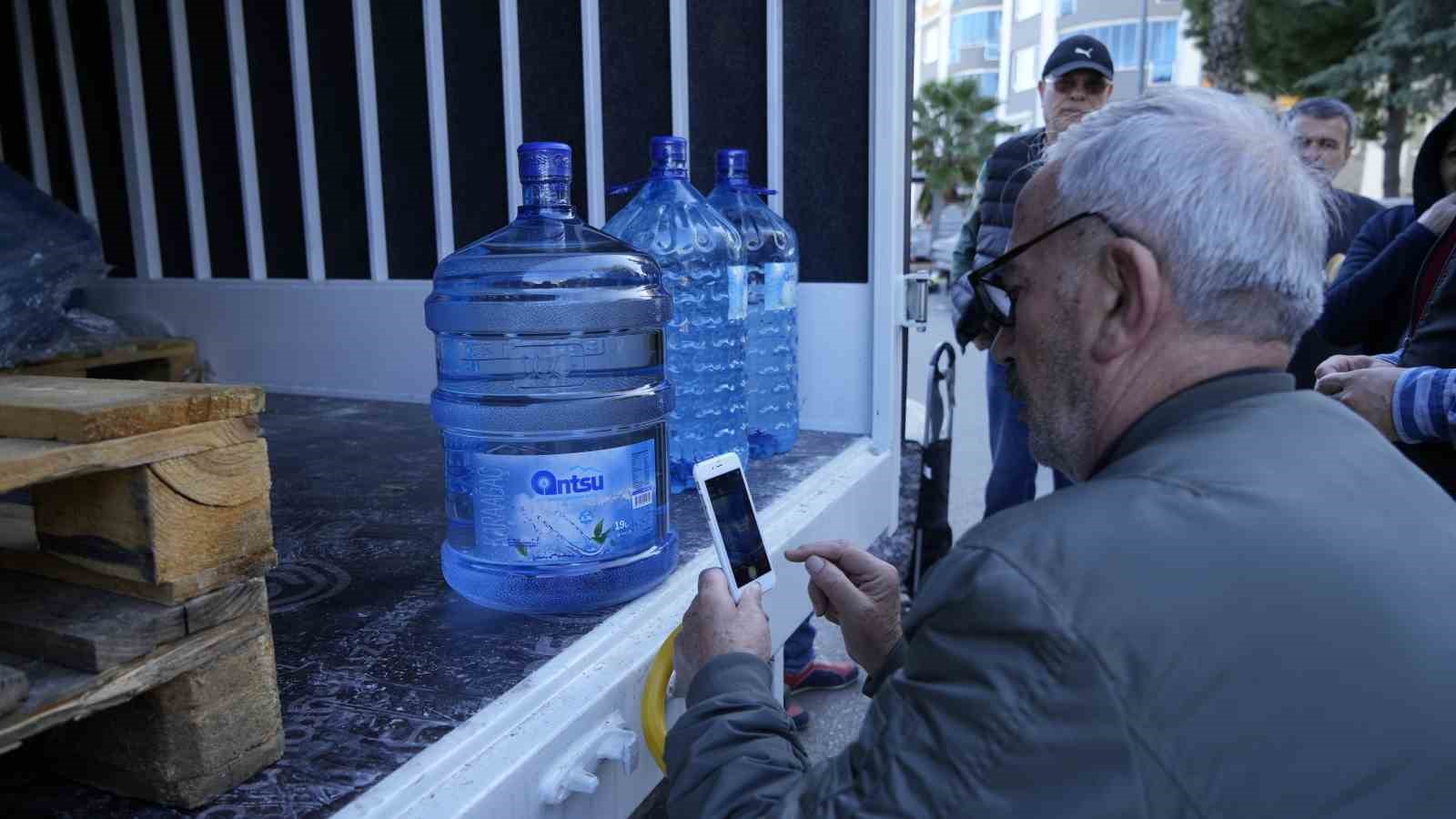 Antalya’da belediyenin sudan ucuz suyu ’yok’ satıyor 