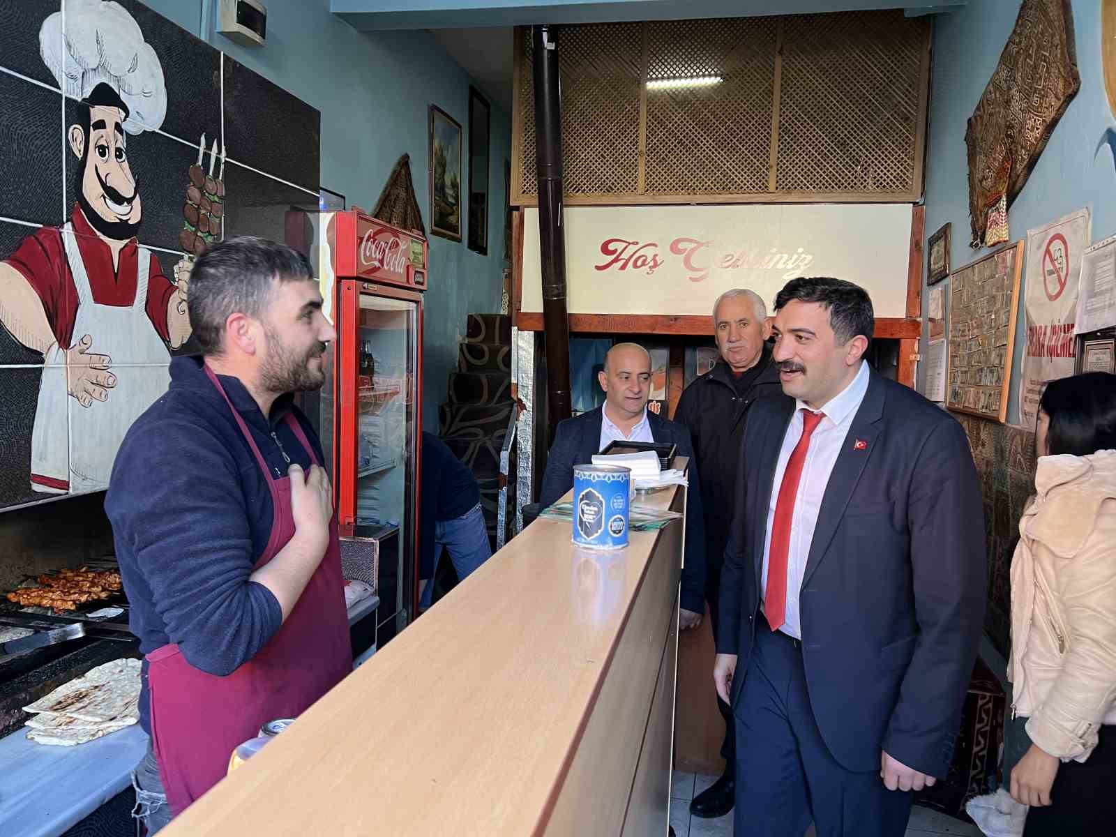 Başkan Kılıç, esnafla buluştu