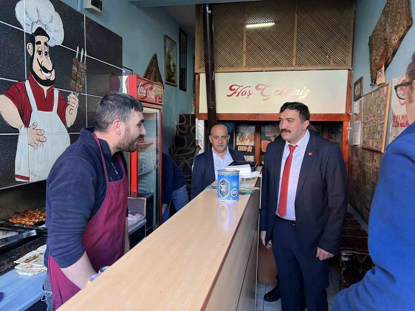 Başkan Kılı&ccedil;, esnafla buluştu
