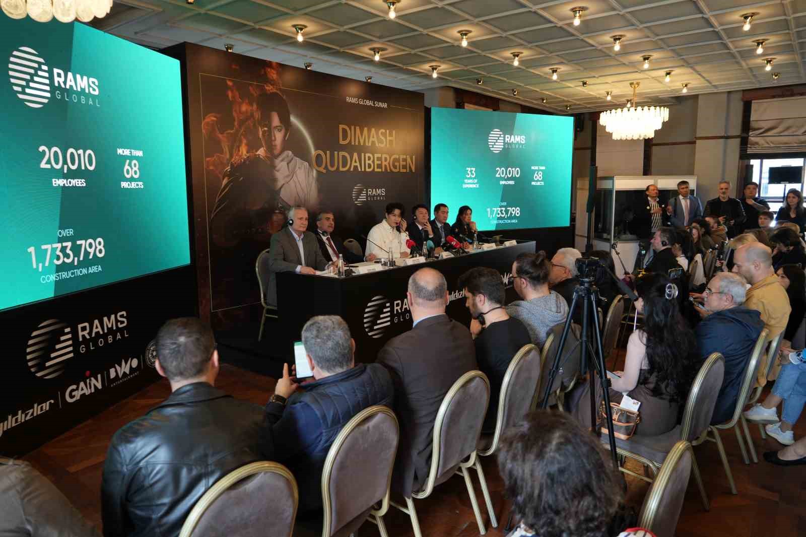 Dünyaca ünlü Dimash Kudaibergen, dev konseri öncesi basına konuştu: "Türk şarkılarını severek dinliyorum"