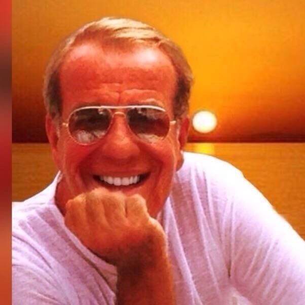 Yaşlı adam &ccedil;ıkan yangında hayatını kaybetti
