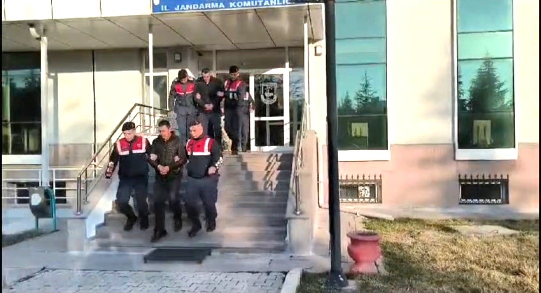 Kütahya’da tefecilere operasyon: 3 tutuklama