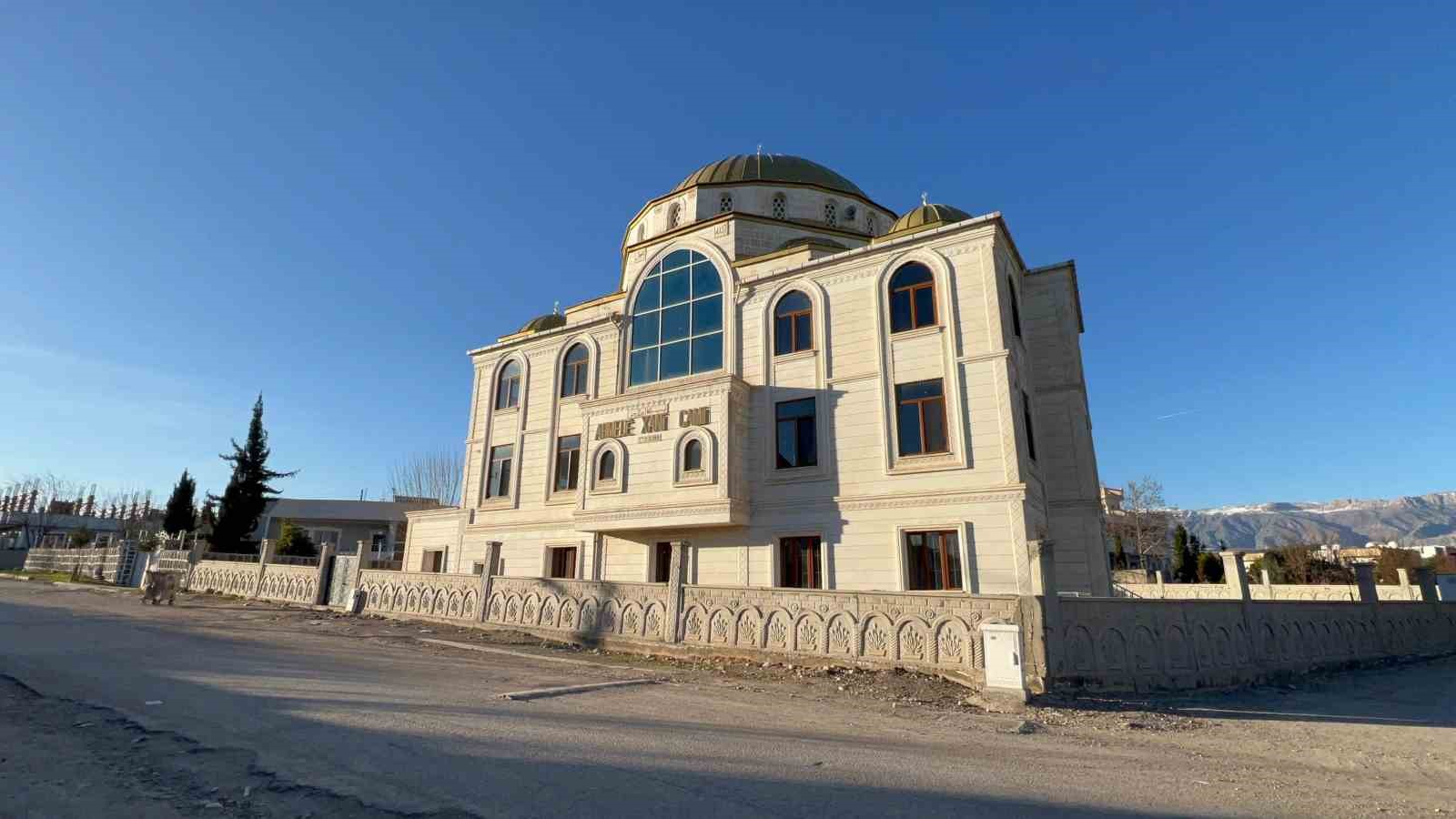 Şırnak’ta cami avlusunda bulunan bebek Batman’a sevk edildi