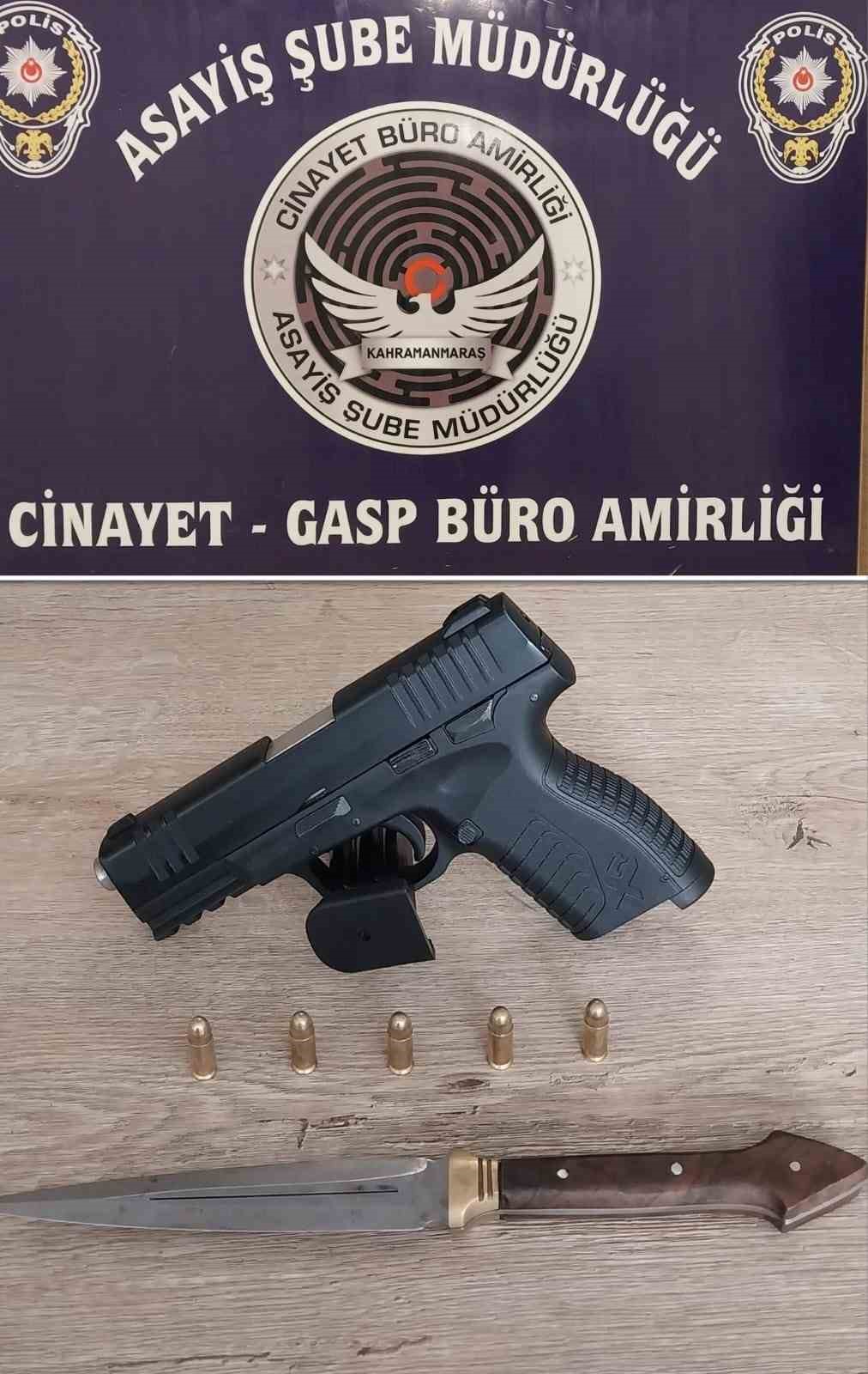 &Ccedil;eşitli su&ccedil;lardan aranan 70 kişi tutuklandı
