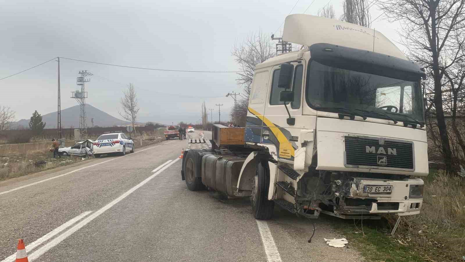 Karaman’da tır otomobile arkadan çarptı: 1 yaralı
