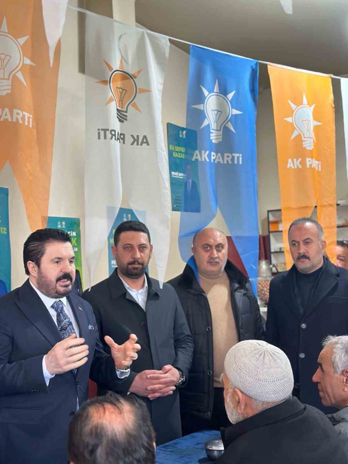 Tutak’ta 40 kişilik Memleket Partisi heyeti AK Parti’ye katıldı