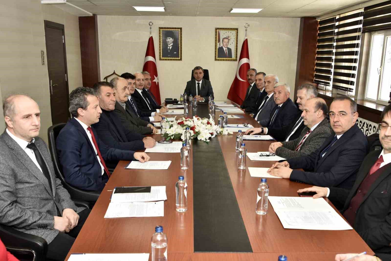 Gümüşhane Valisi Alper Tanrısever’den mesleki eğitim vurgusu