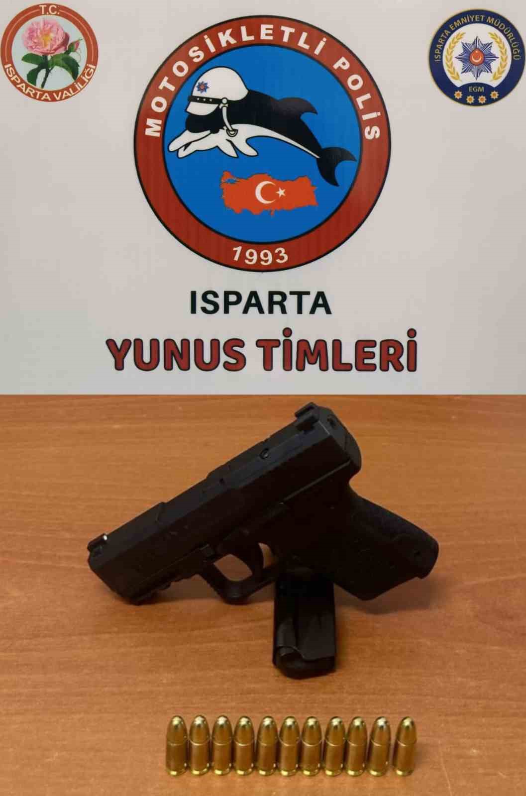 Isparta’da 452 şok uygulamada 7 şahıs hakkında işlem yapıldı