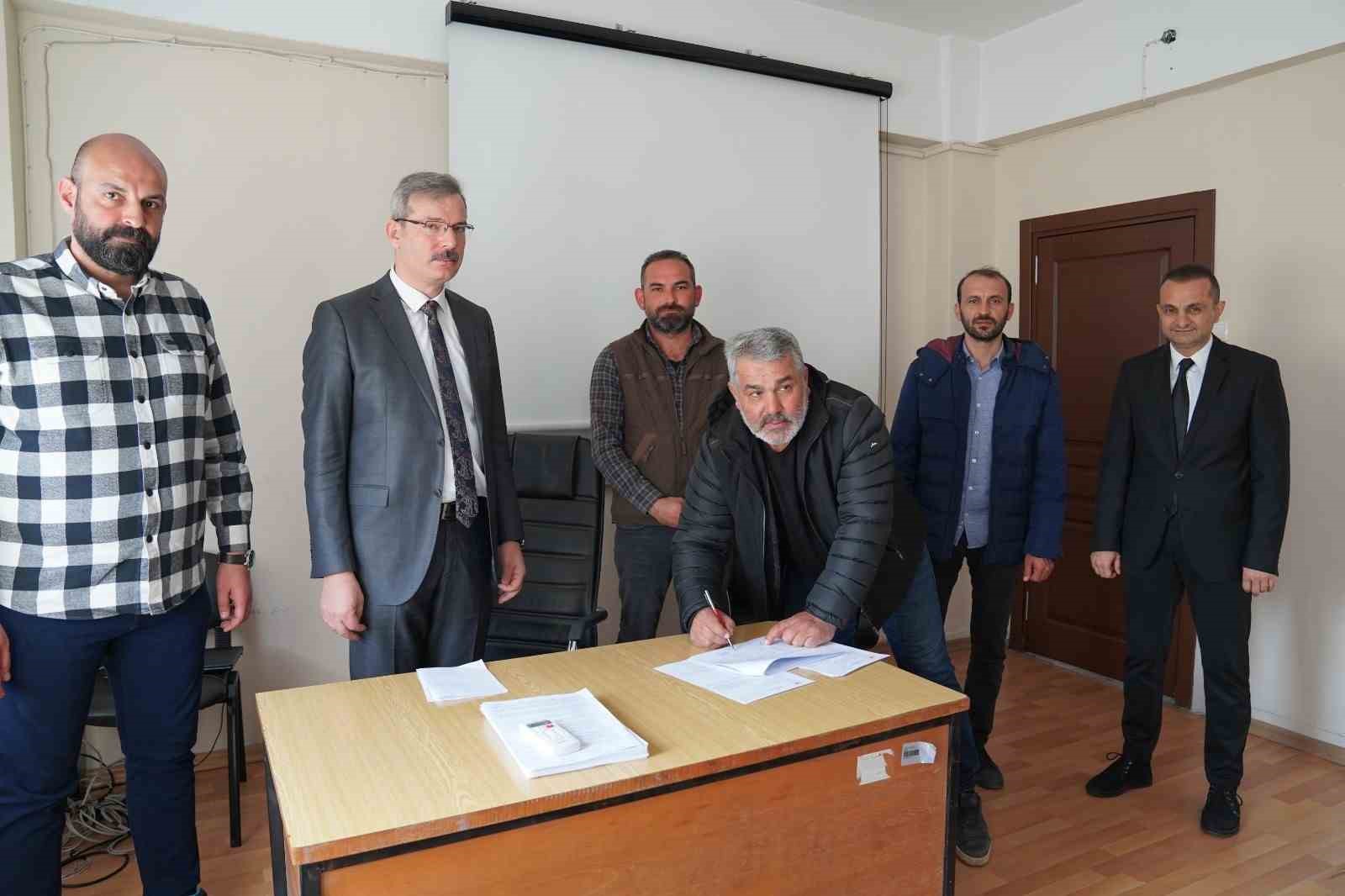 Adanalı &ccedil;ift&ccedil;iler planlı &uuml;retime ge&ccedil;ti
