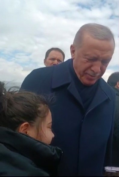 İkra’nın Cumhurbaşkanı Erdoğan’ı görme hayali gerçekleşti
