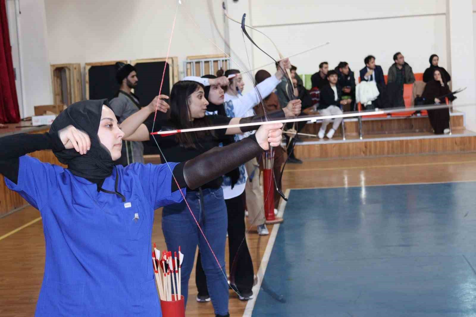 Geleneksel T&uuml;rk Ok&ccedil;uluğu İl Birinciliği Turnuvası yapıldı
