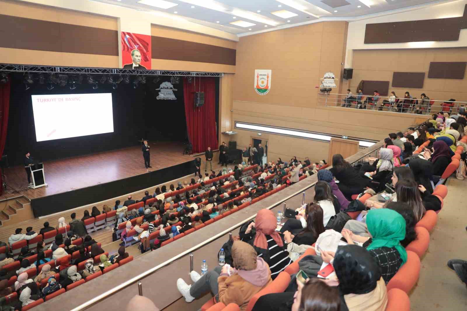 Beyazgül’den kültür ve kongre merkezi sözü
