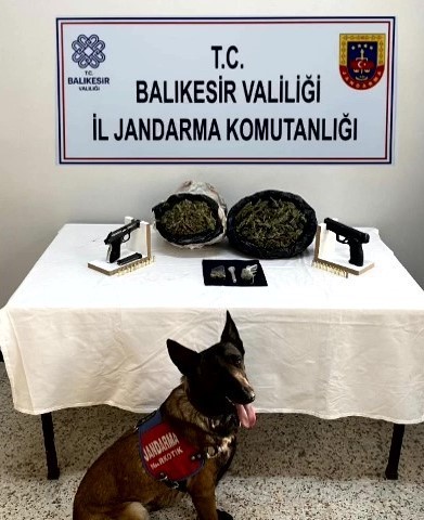 Edremit&rsquo;te narkotik operasyonu
