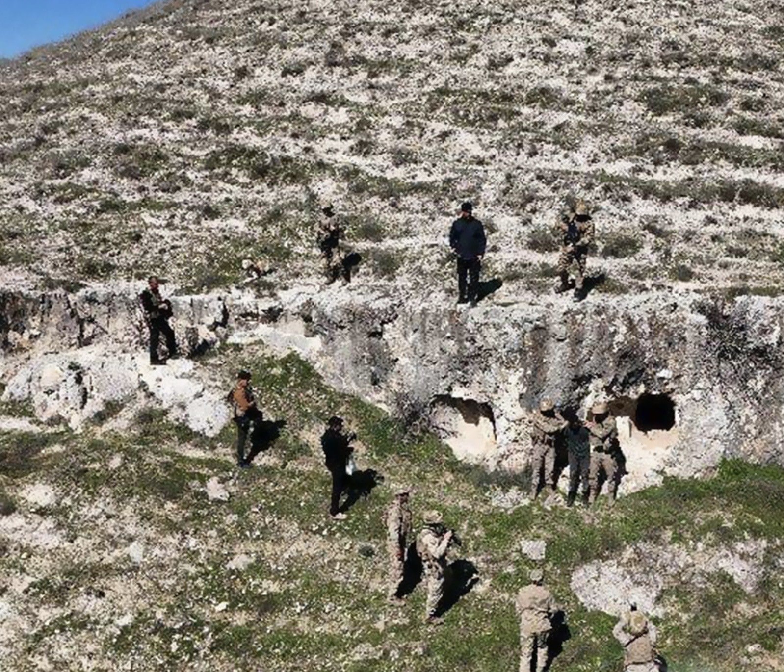 Adıyaman’da 3 kişiyi öldüren şahıs mağarada yakalandı
