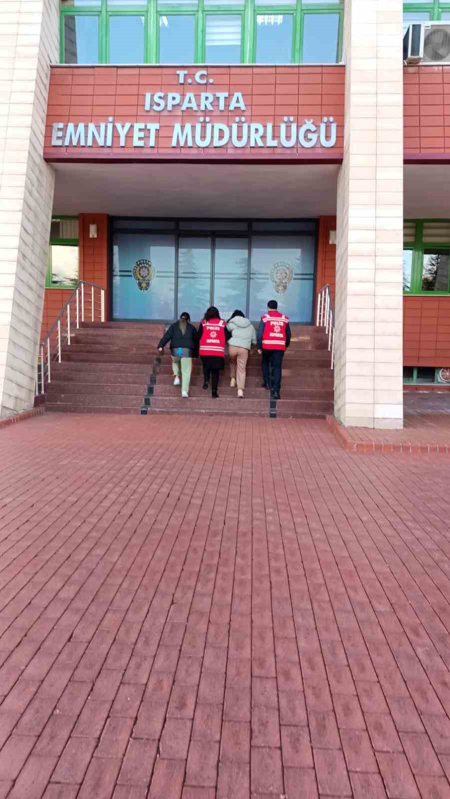 Isparta&rsquo;da fuhuş operasyonu: 8 şahsa 104 bin 960 TL para cezası
