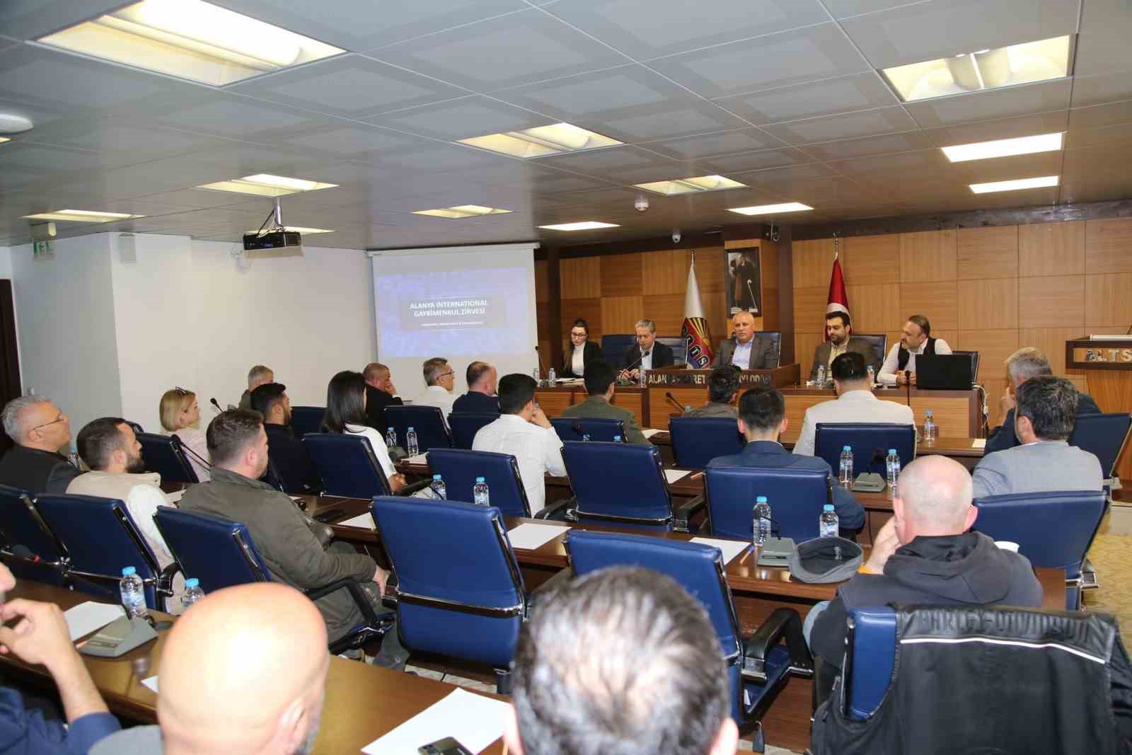 ALTSO Başkanı Erdem, Alanya’nın tanıtımı için kolları sıvadı