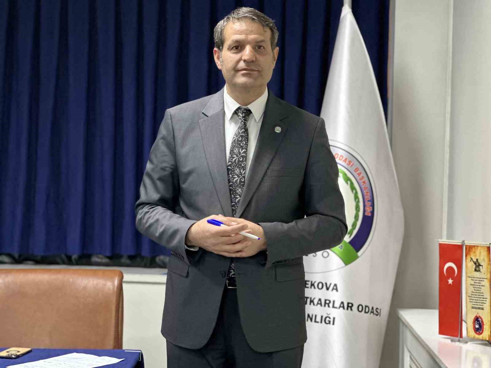 Yüksekova’da “tünelleri ulaşıma açın” talebi