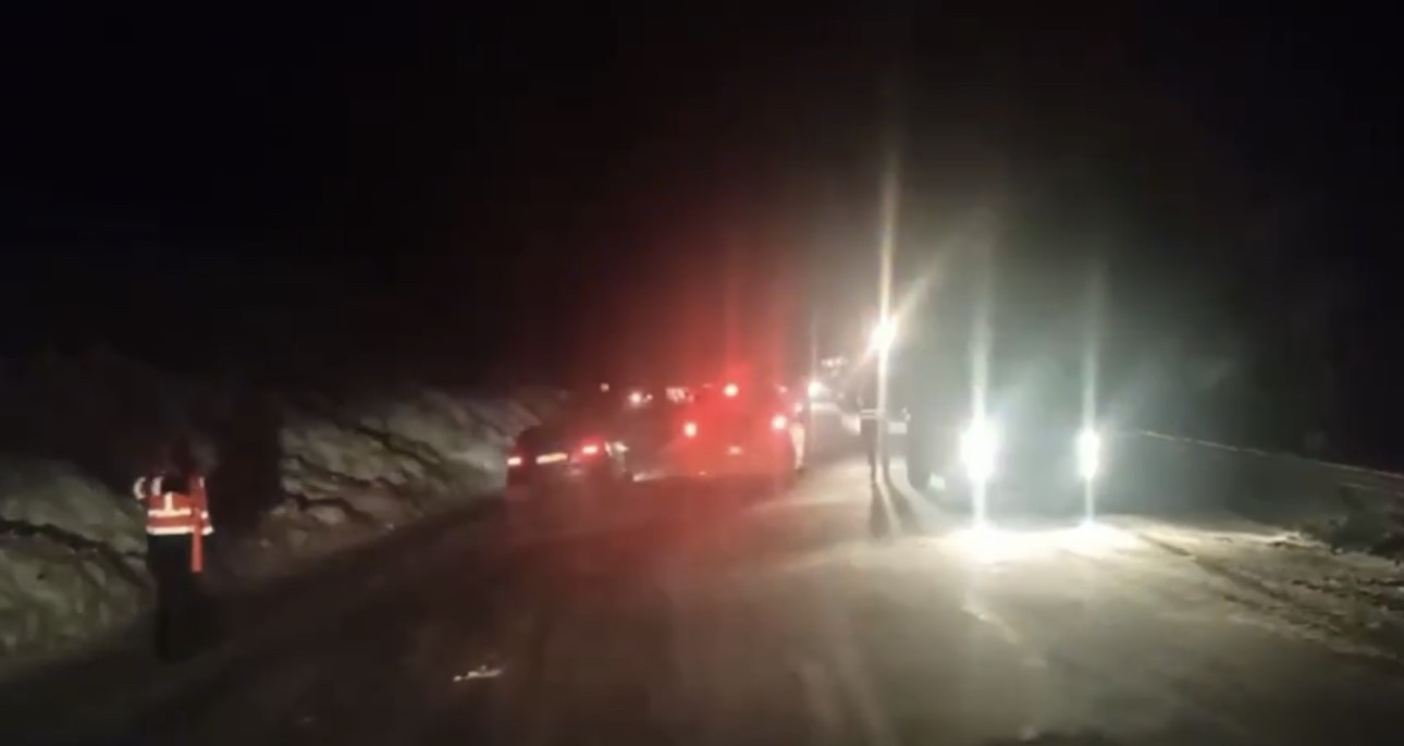 Y&uuml;ksekova&rsquo;da &ldquo;t&uuml;nelleri ulaşıma a&ccedil;ın&rdquo; talebi
