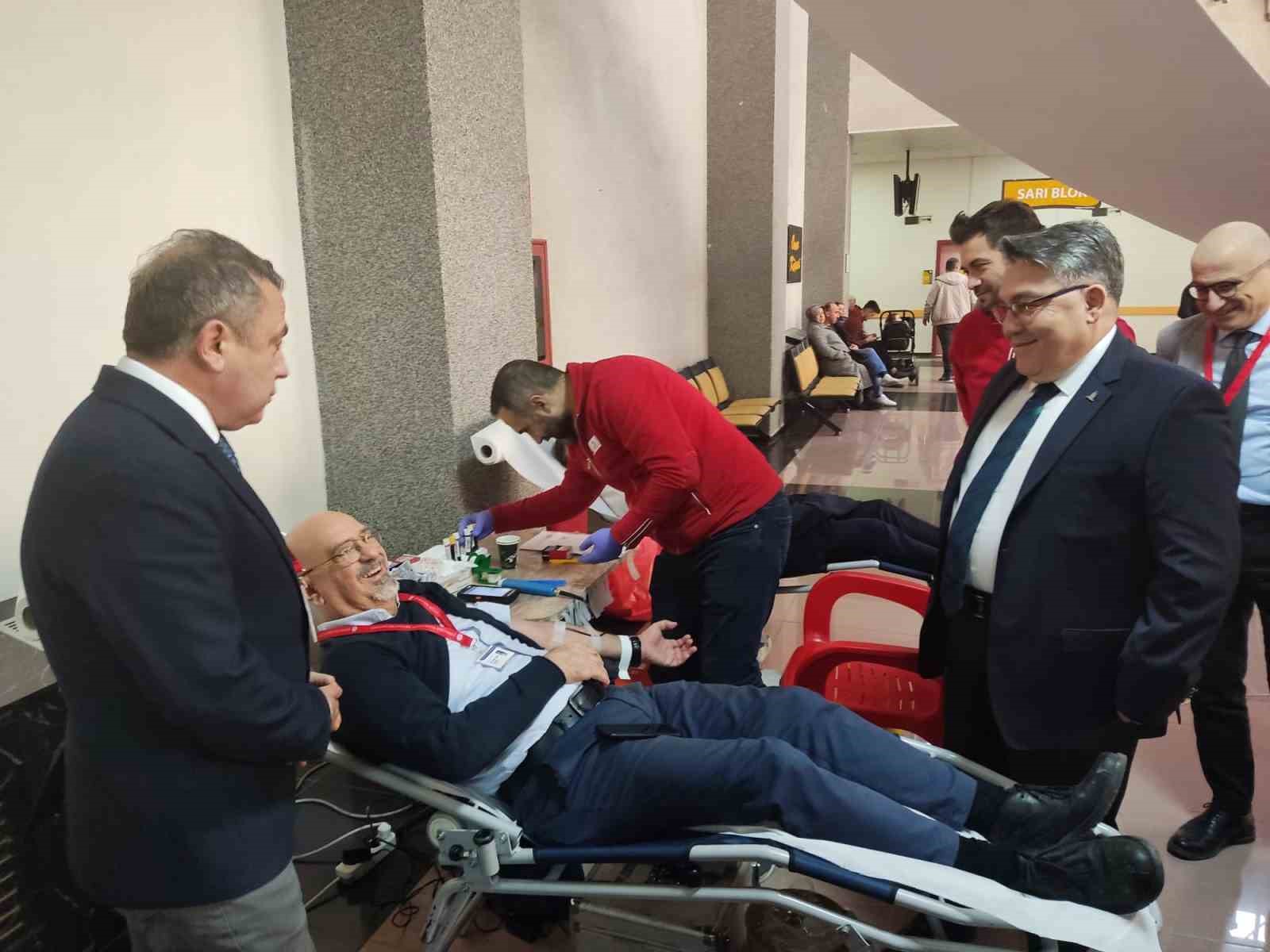 Rektör Özölçer’den İbni Sina Kampüsüne ziyaret