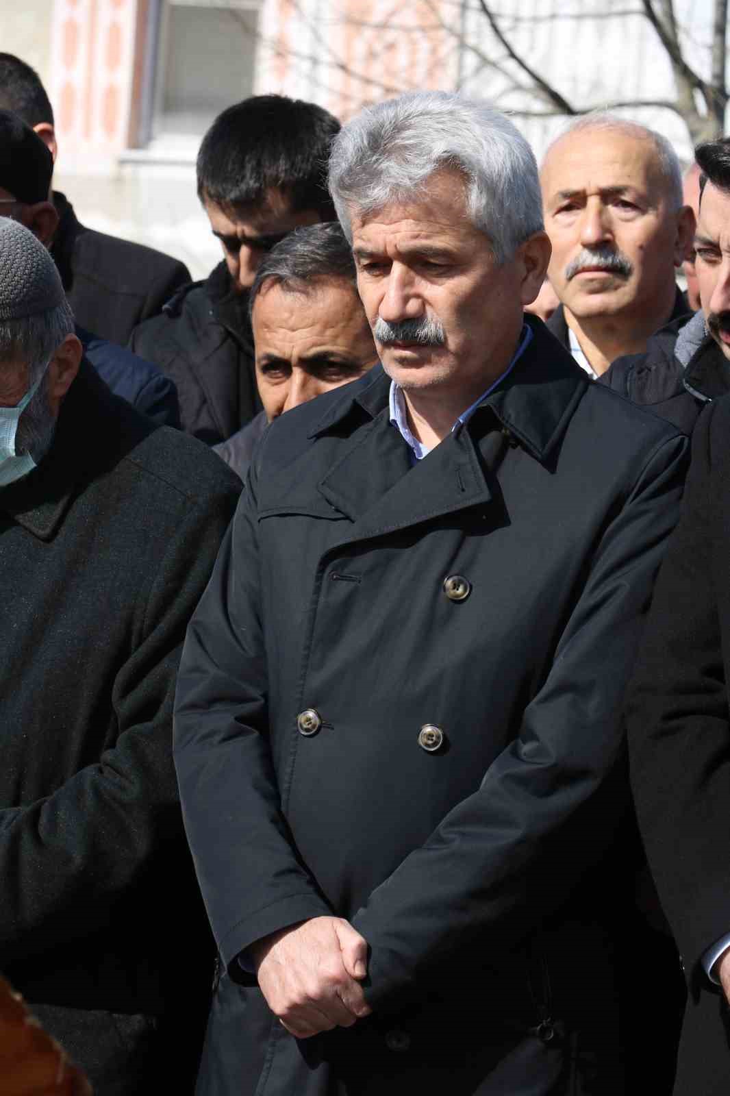 Danıştay Başkanı Zeki Yiğit&rsquo;in ablası M&uuml;zeyyen Erez toprağa verildi
