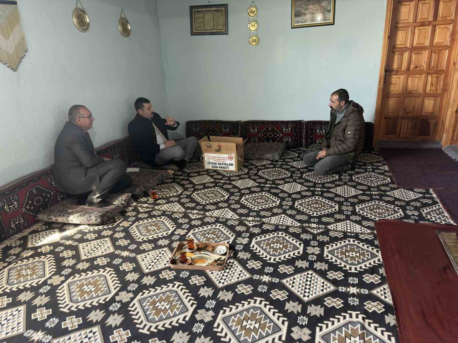 Diyadin Kaymakamı Karali, Pirali K&ouml;y&uuml; İlkokulunu ziyaret etti
