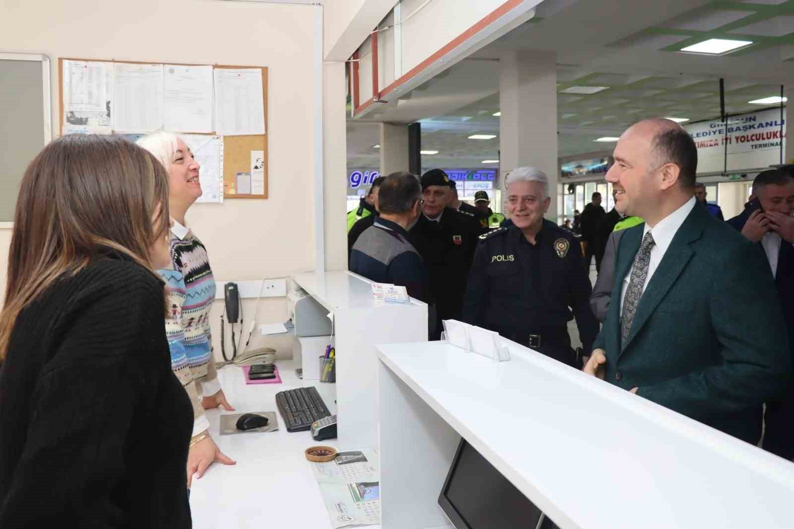 "Hedef yolda ‘sıfır’ can kaybı” uygulamasıyla yolcu ve sürücüleri uyardı
