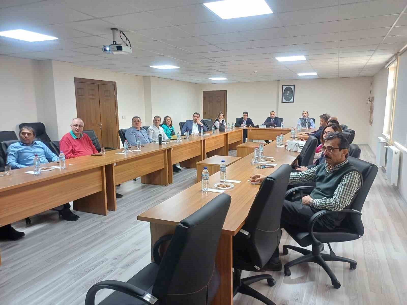 Niğde’de rehberlik öğretmenlerine mühendislik bölümleri tanıtıldı