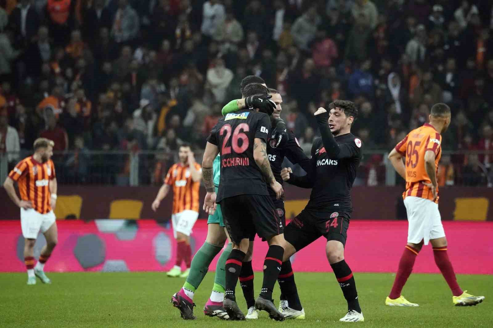 Ziraat Türkiye Kupası: Galatasaray: 0 - Fatih Karagümrük: 2 (Maç sonucu)