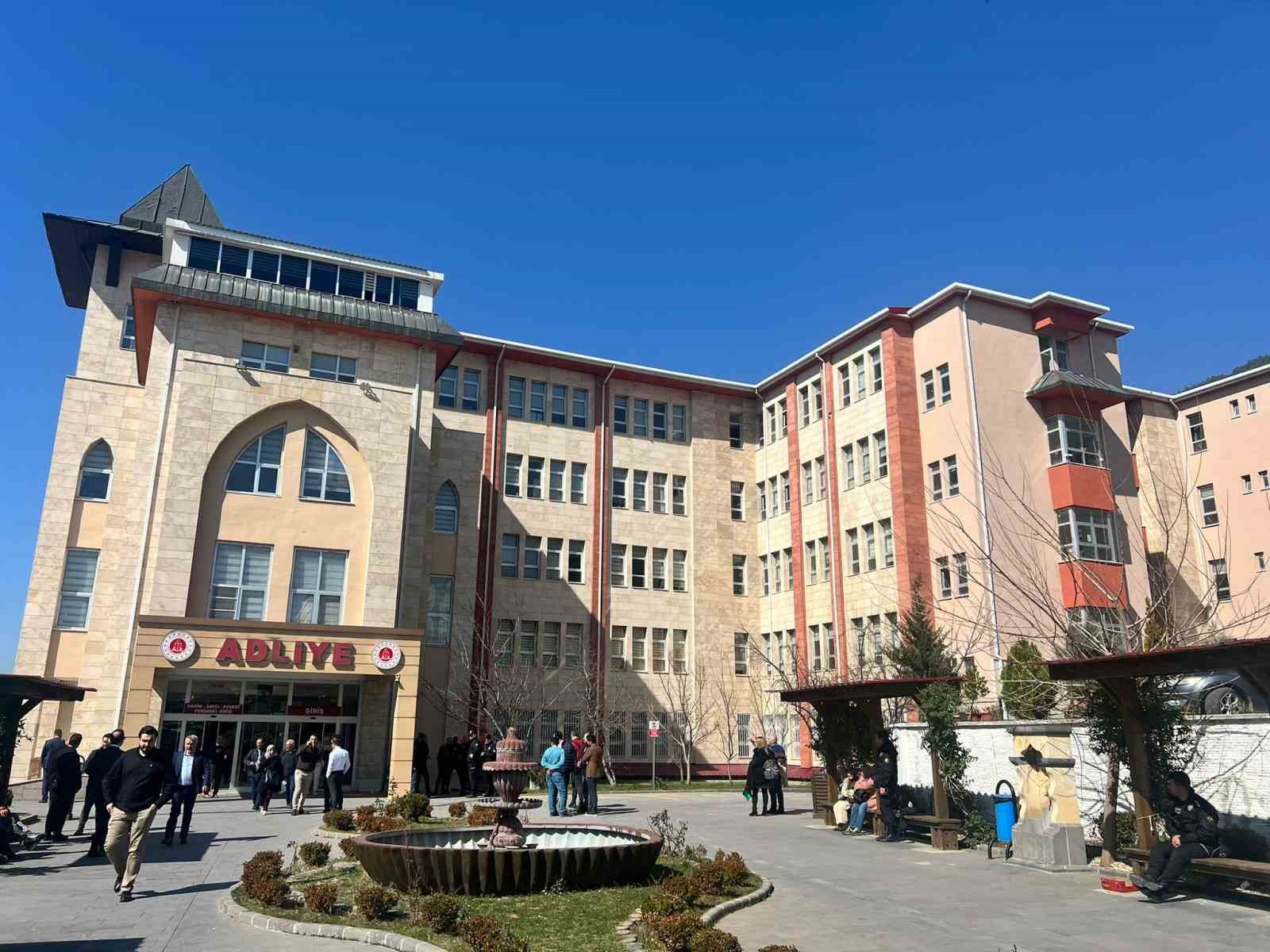 Ezgi Apartmanı davasının ilk duruşması g&ouml;r&uuml;ld&uuml;
